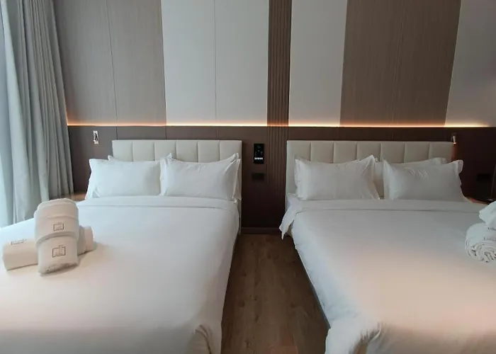 J Hotel