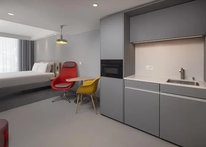 Holiday Inn Express & Suites Sion By Ihg