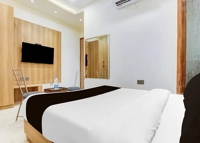 Hotel O S.C Heights