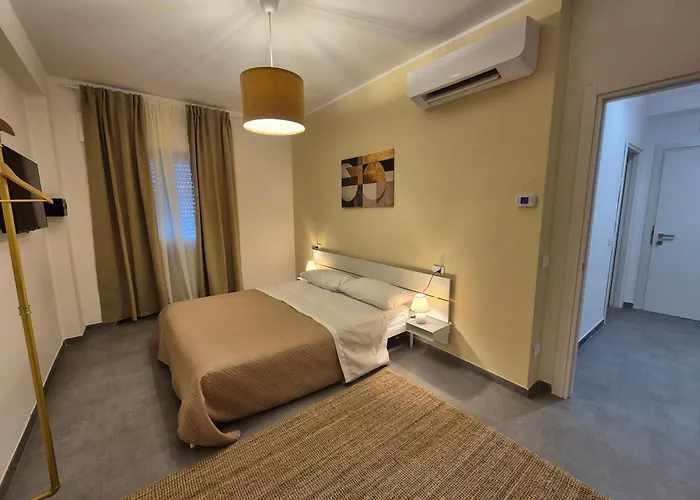 Farina Rooms And Apartments