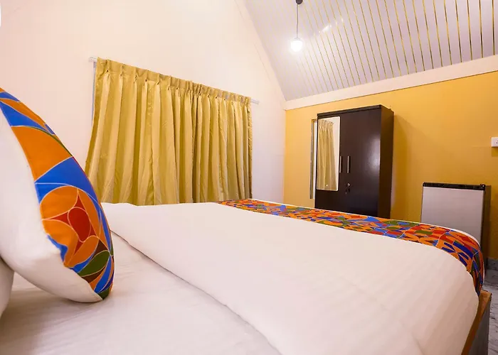 Fabhotel Hill View Cottages - Nr Club Cubana