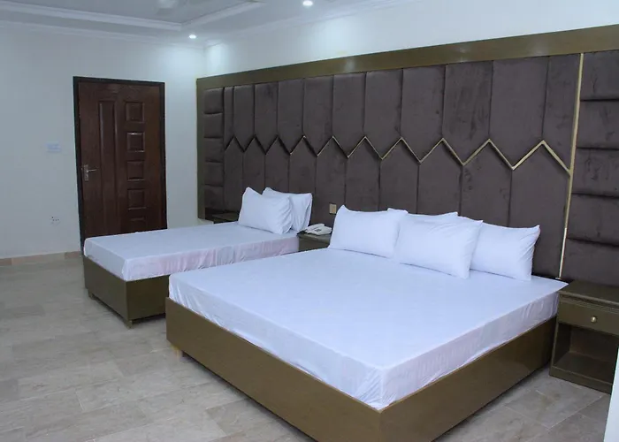 New Elegant Hotel
