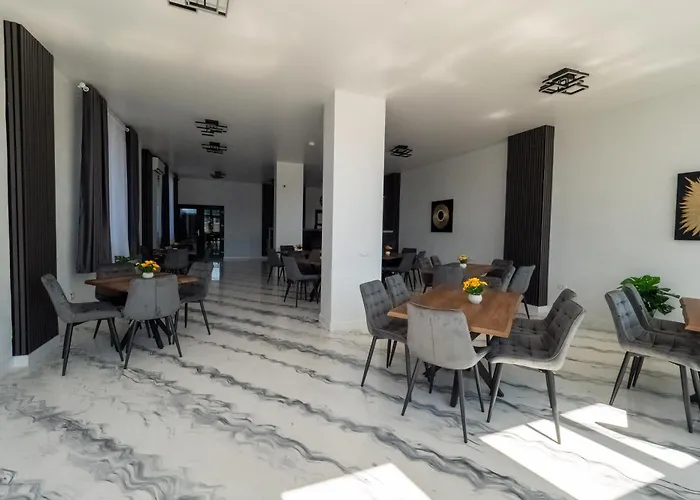North Gate Rooms