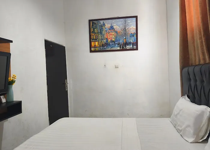 Hotel O Near Mall Boemi Kedaton Formerly House Of Tuwuh 2