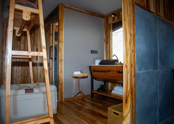 Bech Serengeti Luxury Camp