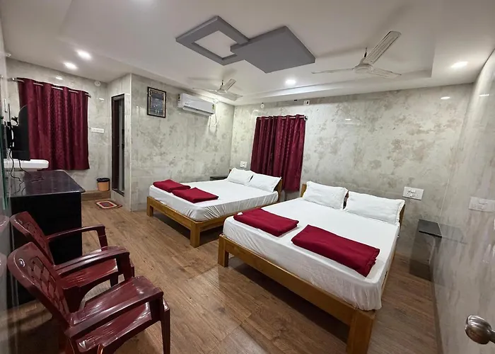 Arul Rayara Residency Near Sri Raghavendra Swamy Temple
