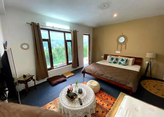 Elevn Stays,Manali