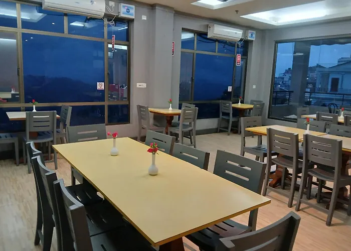 Hotel Chhungte International