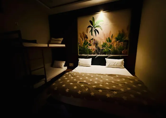 Hotel Maheshwar Stay