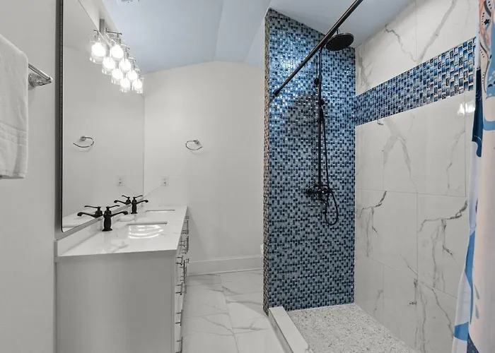 Blue Southern Charm-Oceanfront