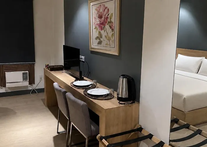 303 Casa Sienna, Real Suites