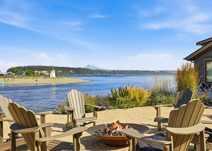 Luxury Waterfront Home Walk To Downtown Gig Harbor