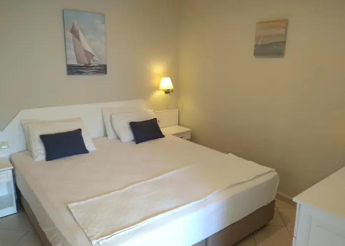 Uzhan Beach Hotel