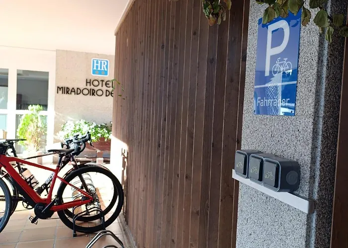 Hotel Parking Miradoiro De Belvis