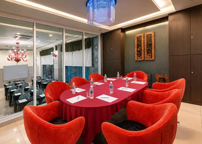 Arenaa Deluxe Hotel