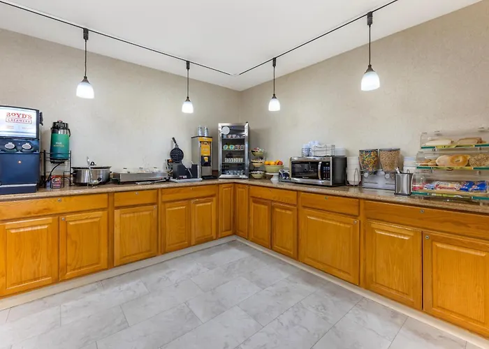 Quality Inn & Suites Goldendale