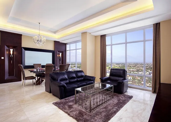 Grand Mercure Solo Baru