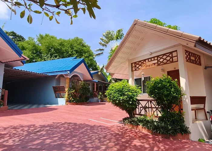 Phaithong Sotel Resort