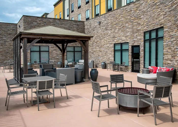 Hilton Garden Inn Topeka