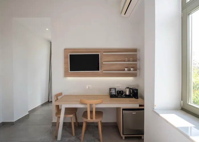 Epavli Boutique Luxury Suites
