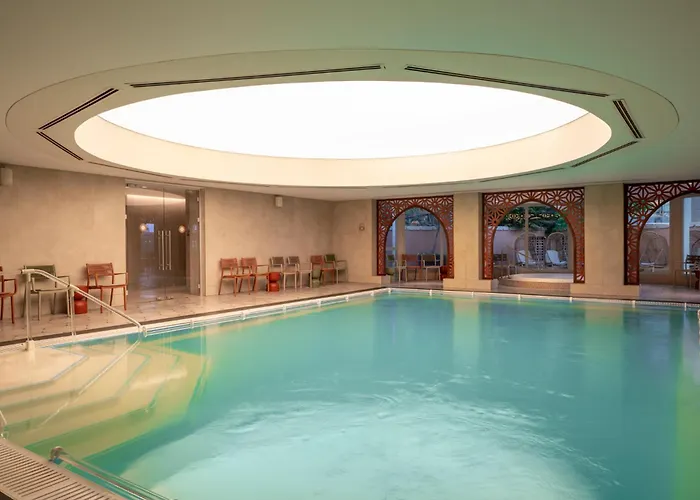 Oasis Spa Club Dead Sea Hotel - 16 Years Plus