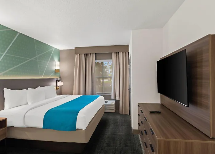Comfort Suites Vero Beach I-95
