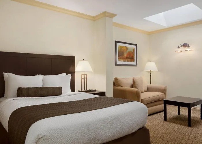 Days Inn & Suites By Wyndham Sault Ste. Marie On