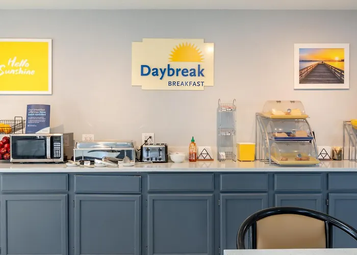 Days Inn By Wyndham Granbury