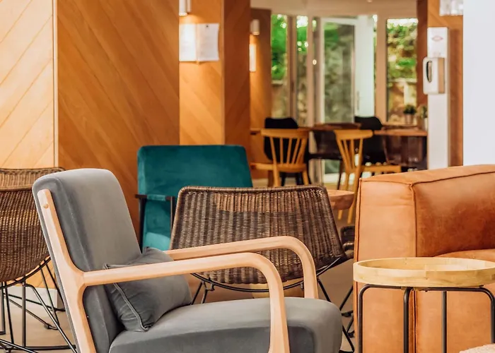 ibis Styles Golden Sands Roomer Hotel