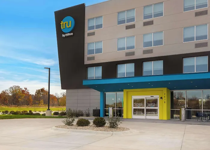 Tru By Hilton Anderson