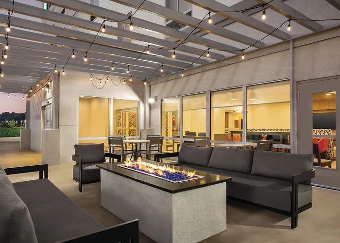 Holiday Inn Express & Suites Bessemer - Birmingham Sw By Ihg