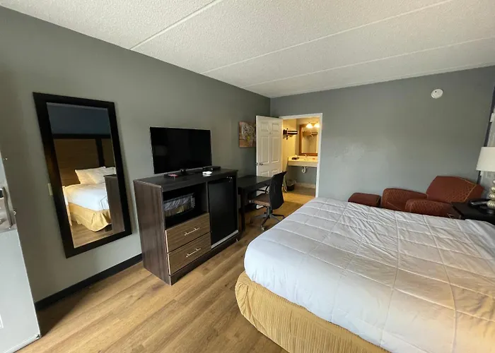 Econo Lodge Forest City