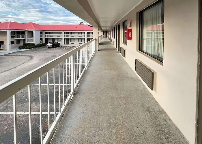 Motel 6 Abbeville, Al