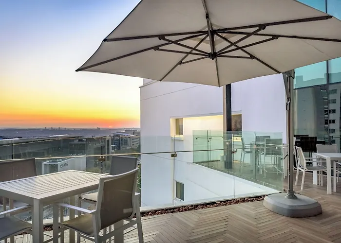 Hotel Sky Sandton