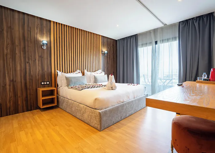 Razane Hotel