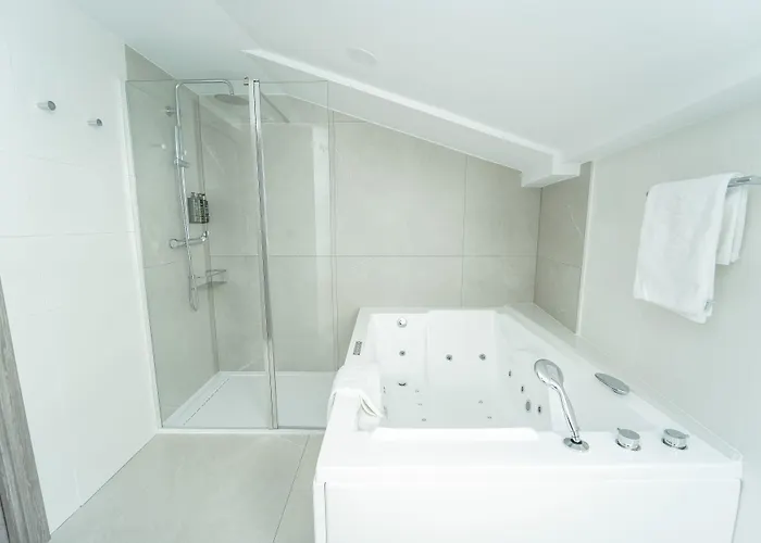 Hotel Lux Melide
