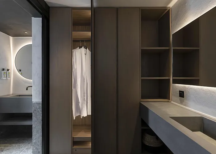 Cubic Mykonos Seafront Design Suites