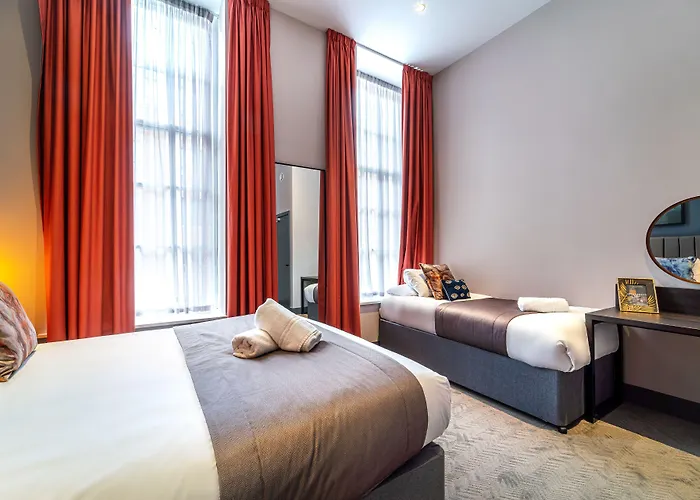 Epic Duke Street Townhouse, City Centre Apartments