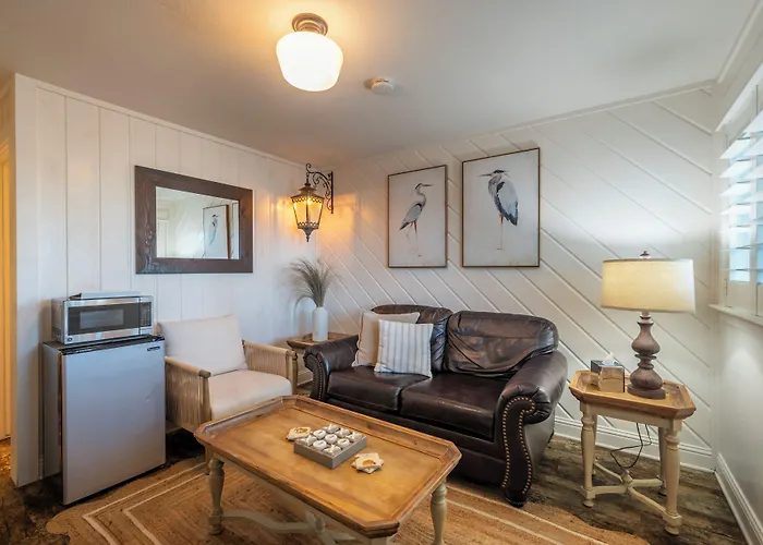 Bandon Marina Inn