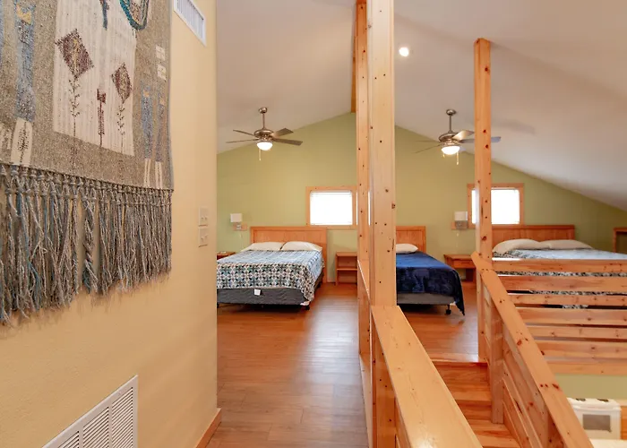 Seven Bluff Cabins