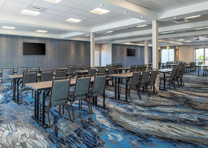 Fairfield By Marriott Inn & Suites Winters Davis
