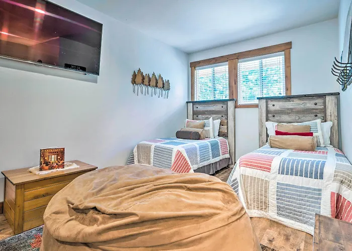 Ronald Home W/ Direct Cle Elum Lake Access!