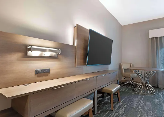 Best Western Plus Grand Rapids Mn