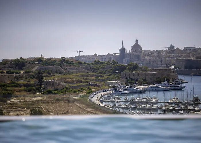 Grands Suites Hotel And Spa Sliema