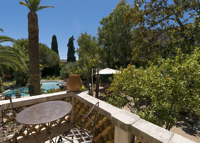 La Villa Roseraie , Hotel Familial Ouvert Toute L'Annee