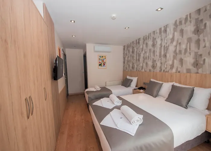 Mahya Hotel Estambul