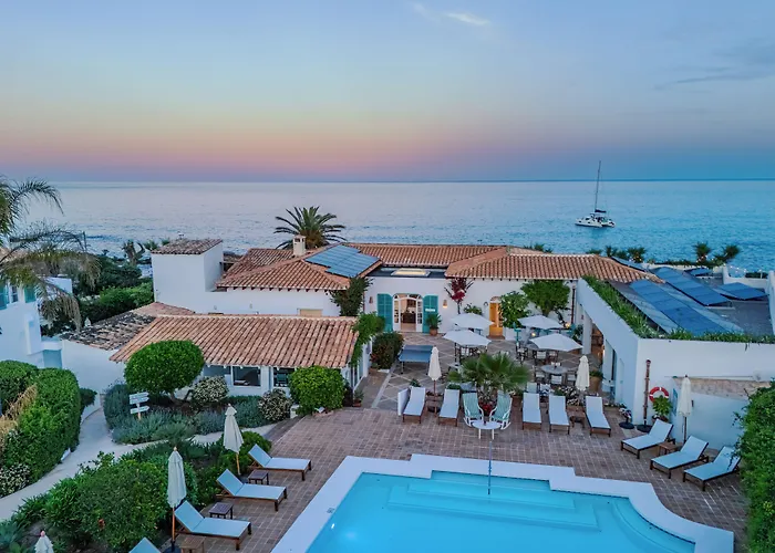 The Sea Club
