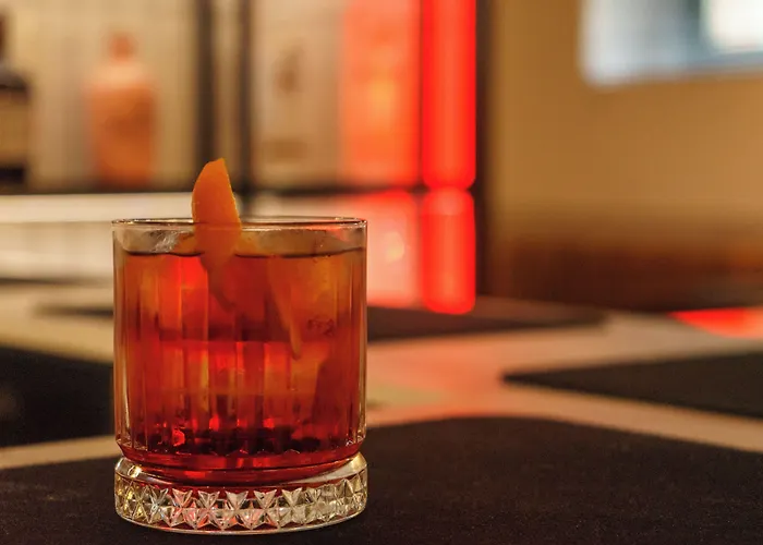4Cardinal's Hotel Boutique