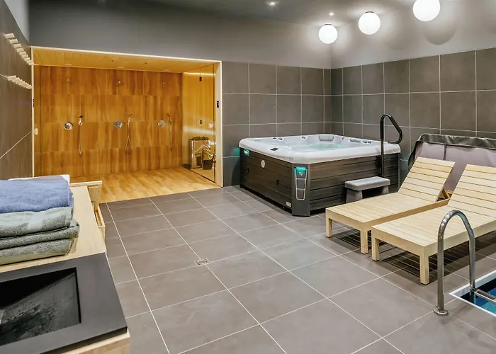 Rakoczi Hotel, Tabor Es Rendezvenykoezpont