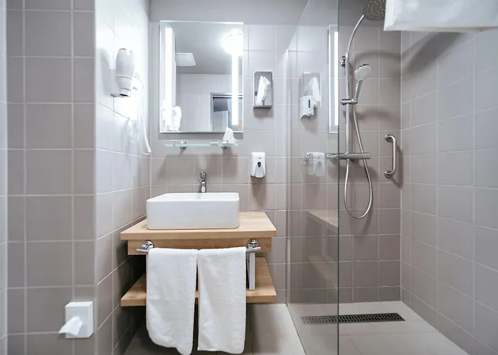 Rakoczi Hotel, Tabor Es Rendezvenykoezpont